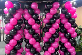 Kolumny balonowe dla Ace of Space – dekoracje eventowe w Renomie we Wrocławiu