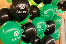 Balony reklamowe z helem dla Astek -event firmowy we Wrocławiu